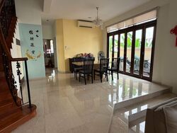 Phillips Avenue (D19), Semi-Detached #573036111